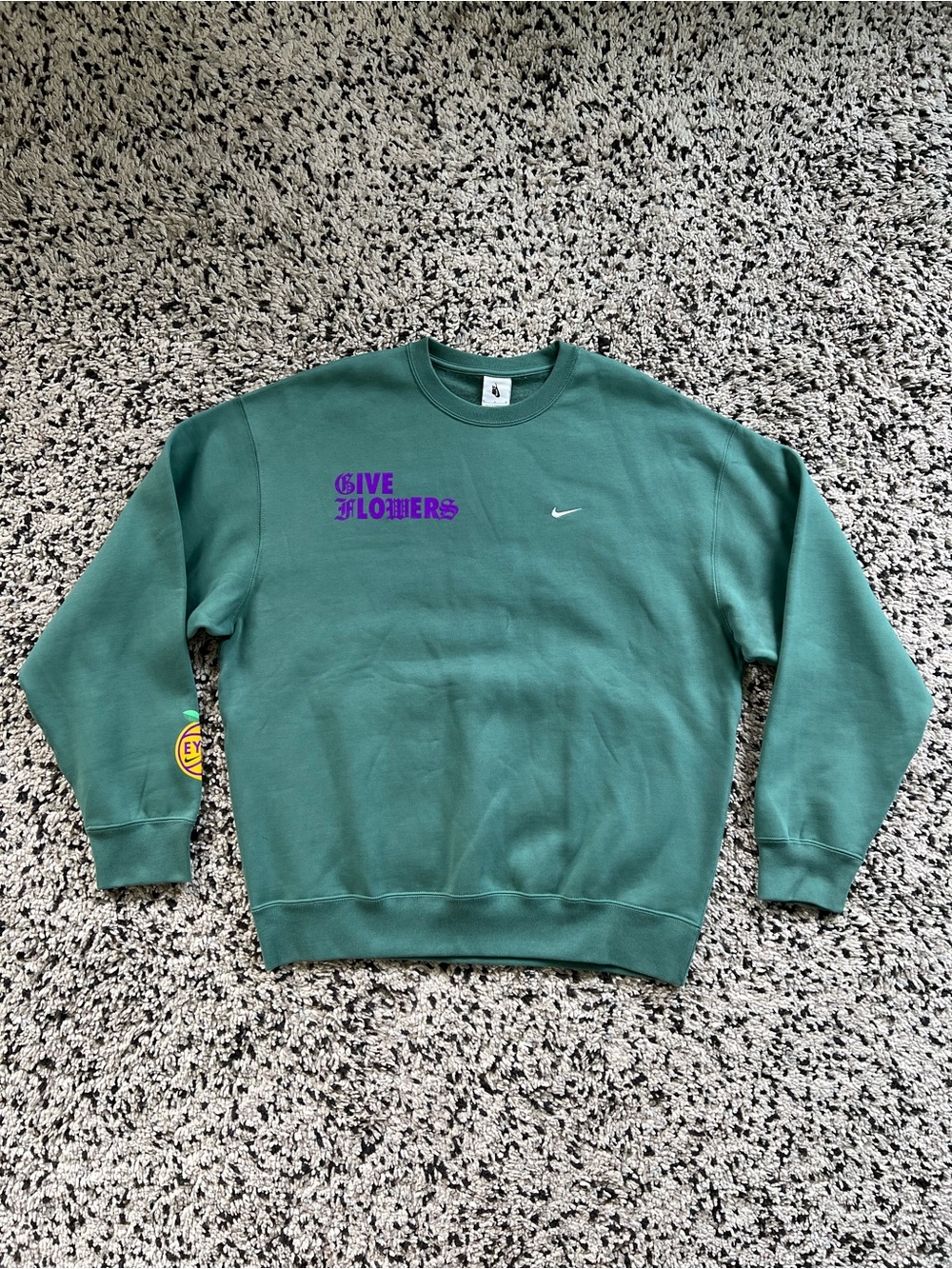 Nike Give Flowers EYBL Basketball Green Crewneck Sweatshirt Men’s Size Large